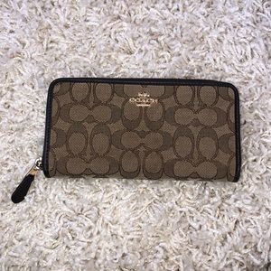 Coach Brown Black Signature Zip Wallet